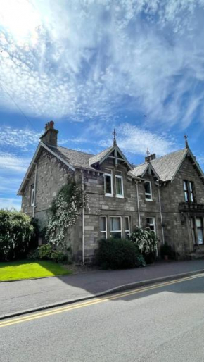 Struan House